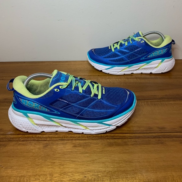 hoka one one clifton 2 womens